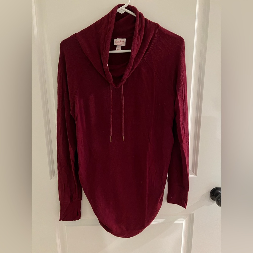 Maroon maternity sweatshirt turtleneck/cowl neck